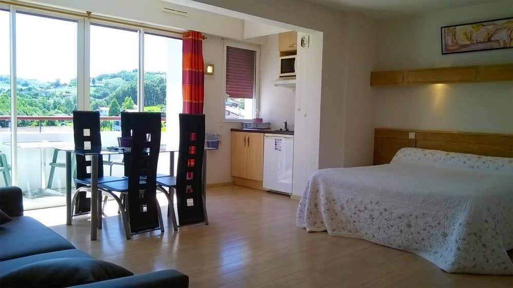 Souraïde Hotel Residence Bergara מראה חיצוני תמונה
